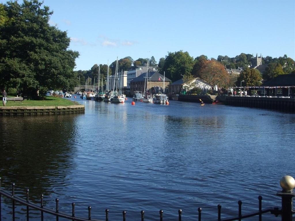 The Steam Packet Inn Totnes Exterior photo